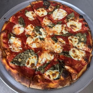 12' Medium Margherita Pizza