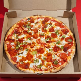 Lg 16’ Specialty Combo Pizza & 6 Wings