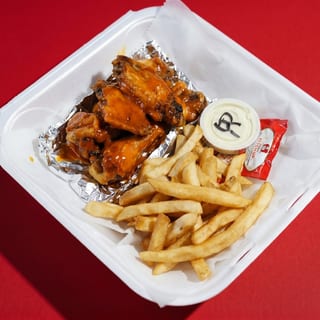 6 Bone in Wings and Side of Fries